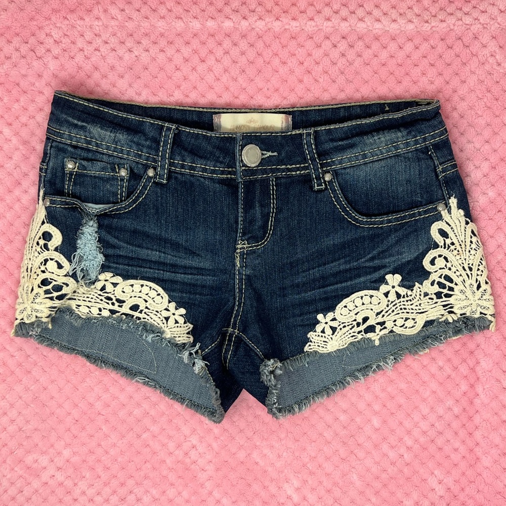 🔥Lacy Jean Shorts